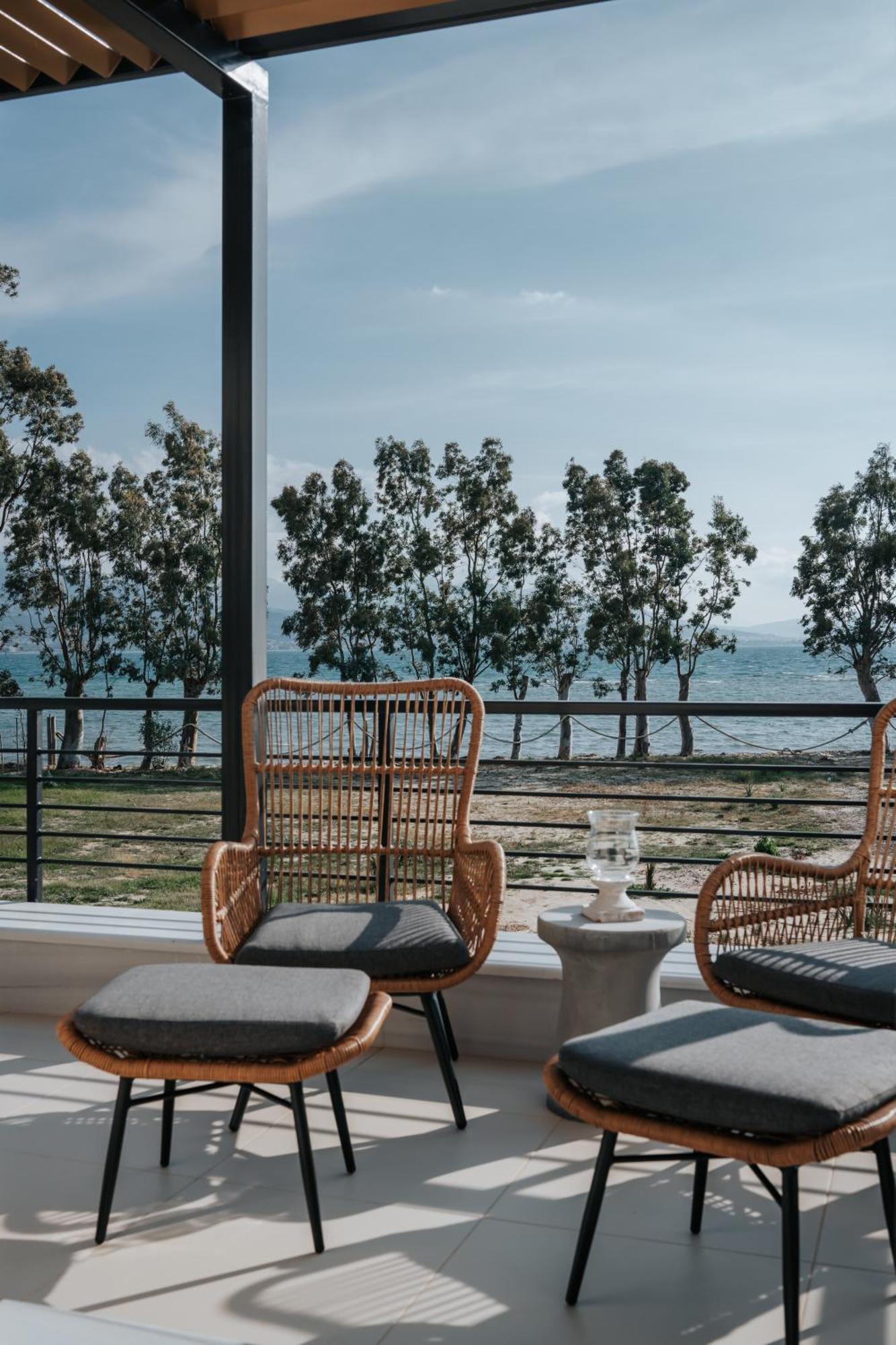 Ponte Suites Antirrio ภายนอก รูปภาพ